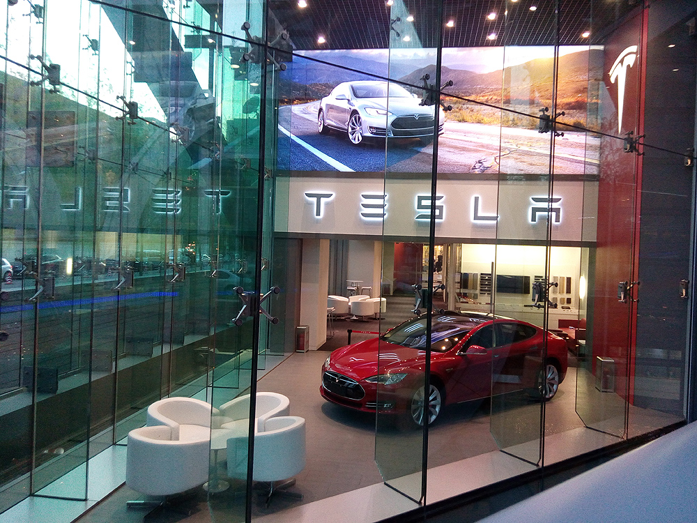 Tesla北京体验展厅